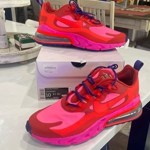 W Air Max 270 React Size 10 Women’s